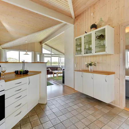 Electra - 500m To The Fjord By Interhome